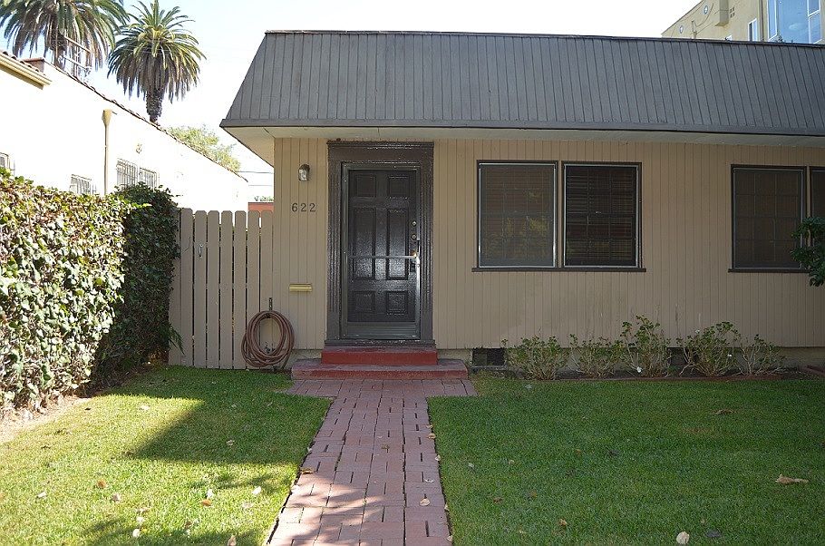 1st image of 622 Huntley Dr