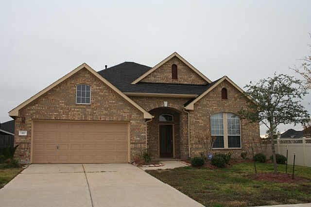 1st image of 323 Riverway Bluff Ln