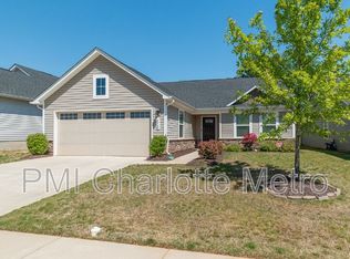 6048 Bellastead Dr, Charlotte, NC