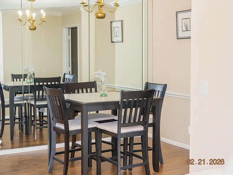 Brockett Pl — Photo 2