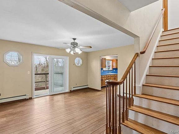 4th image of 49 Overhill Rd