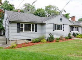 15 Stanley Cir, Quincy, MA 02169