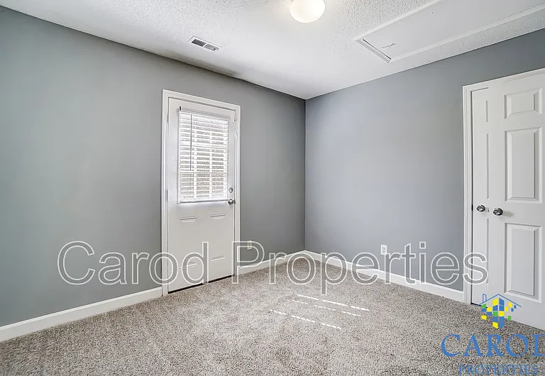 1015 Alston Hill Dr — Photo 38