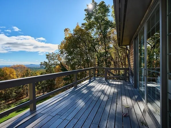 19 Cole Rd, Haydenville, MA 01039