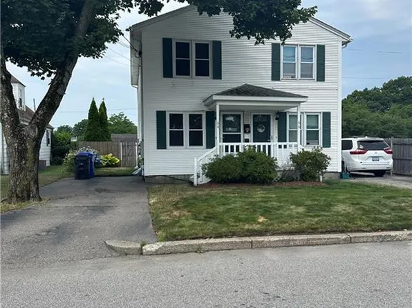 64 Garrity St, Pawtucket, RI 02861