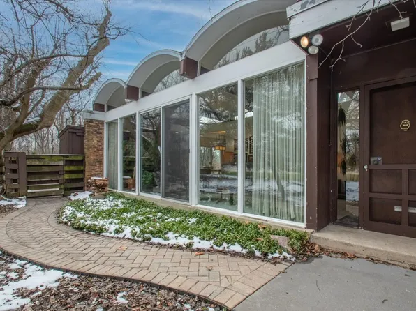 (undisclosed Address), Wilmette, IL 60091