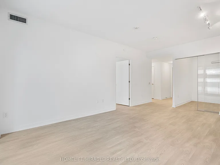 634 Church St #4101 — Photo 16