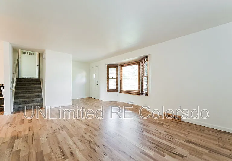 7413 S Albion St — Photo 4