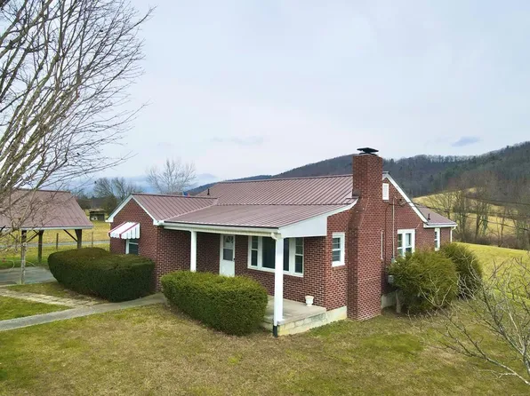 2608 Hinton Rd, Athens, WV 24712