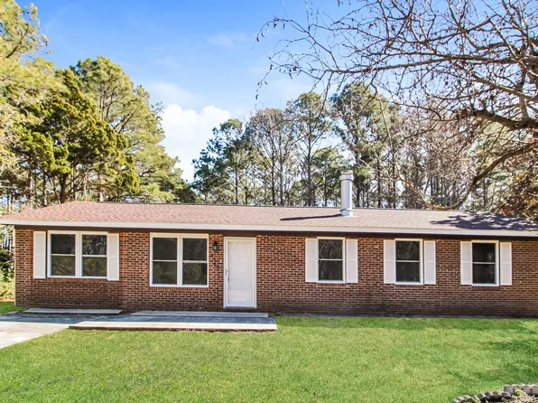 4764 Longview Dr SE, Southport, NC 28461