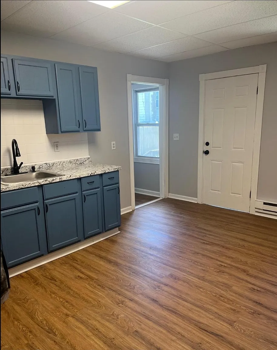 748 River St #1 photo 1