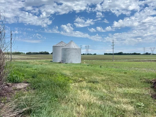 10531 W Kennedy Rd, Peotone, IL 60468