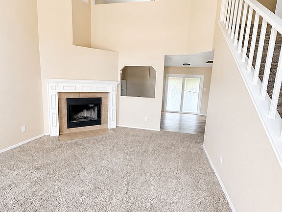 3rd image of 2701 John Porter Dr