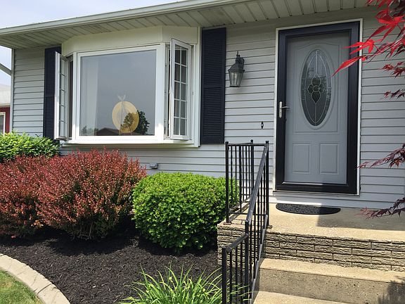 3rd image of 2708 W 37th St