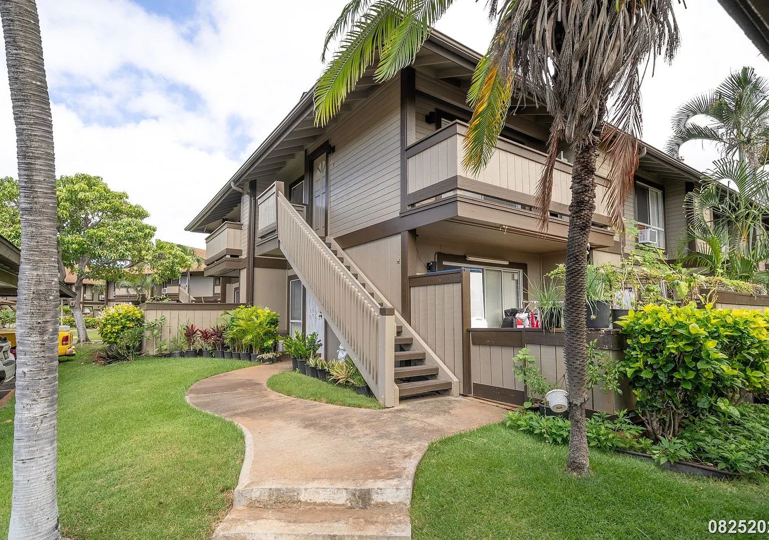 Comfortable Ewa Beach Living 2-Bed, 1.5-Bath in Palm Villas — Photo 1