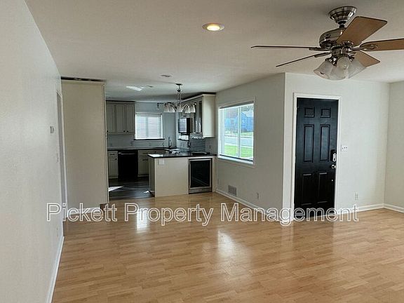 5th image of 2522 Veldee Ave