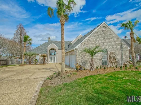 18005 Lake Iris Ave, Baton Rouge, LA 70817