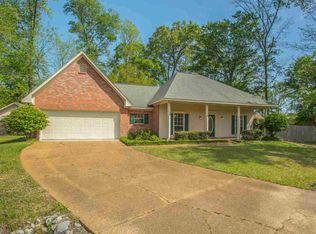 129 Cedar Cv, Byram, MS 39212