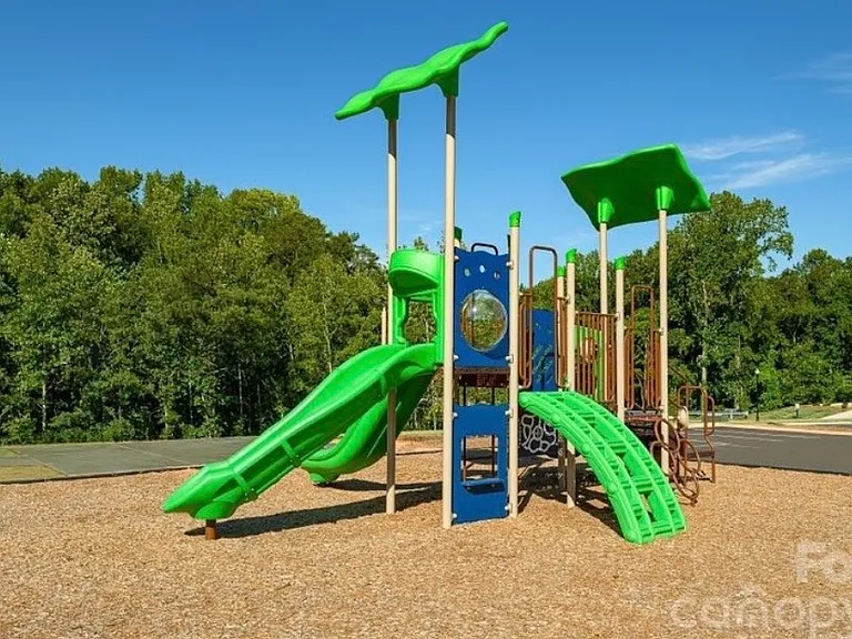 723 Wagon Cross Ct — Photo 12