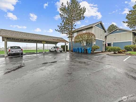 2nd image of 16837 167th Avenue SE