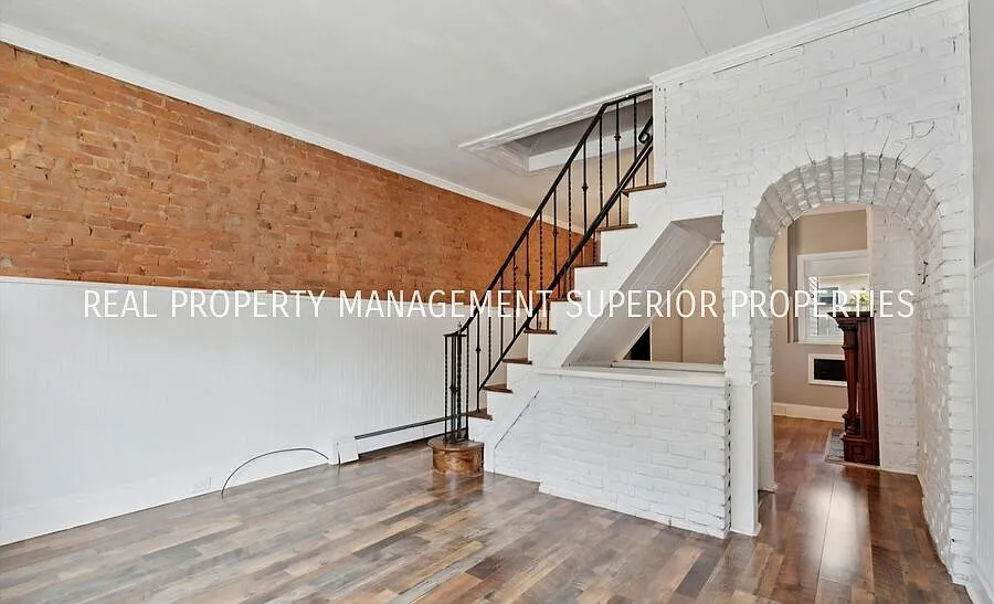 Charming 2-Bedroom Port Richmond Home with Beautiful Floors & Basement — Photo 3