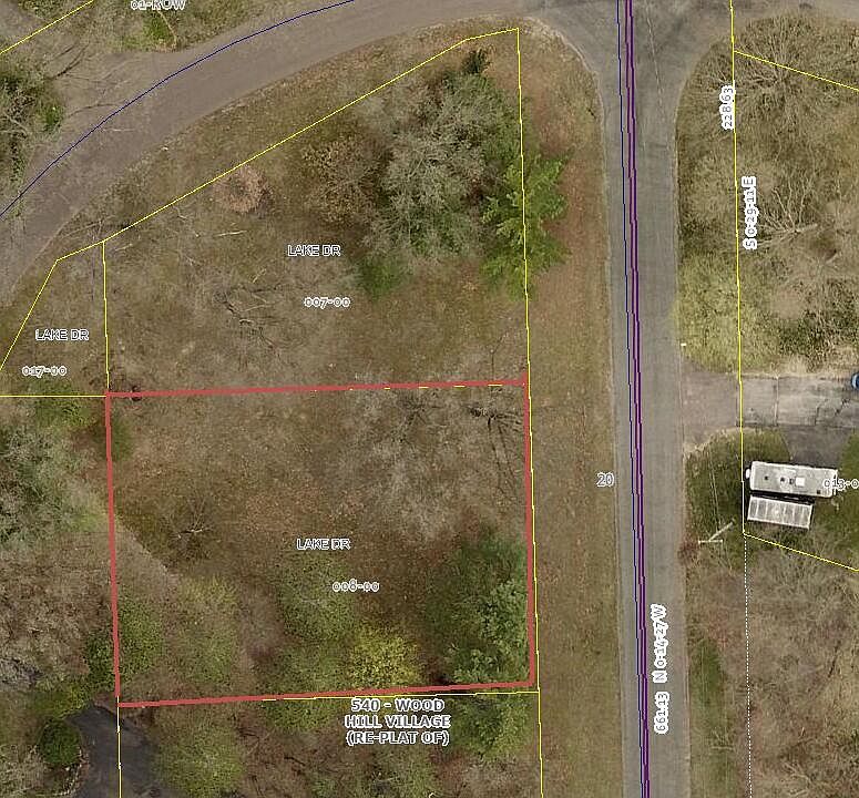 1st image of Lake Dr #8