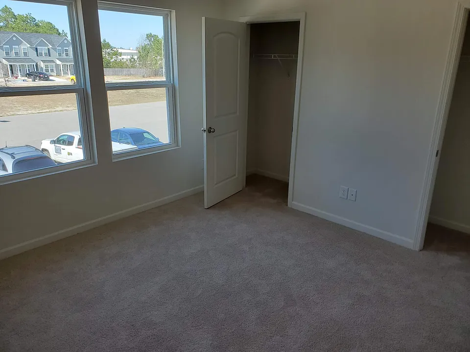 519 Sheila St