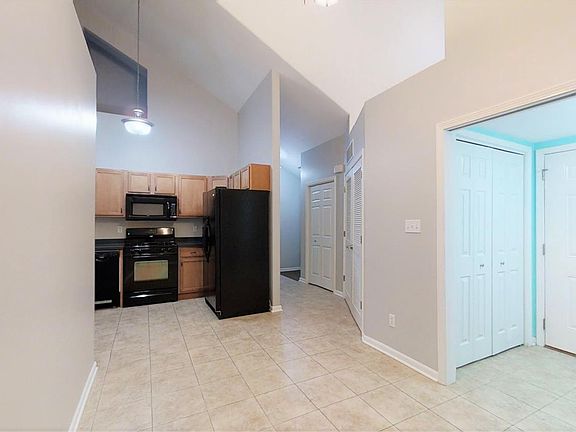 5th image of 14637 Drummond St #E