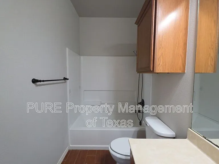 1504 Muirfield Bend Dr #A — Photo 44