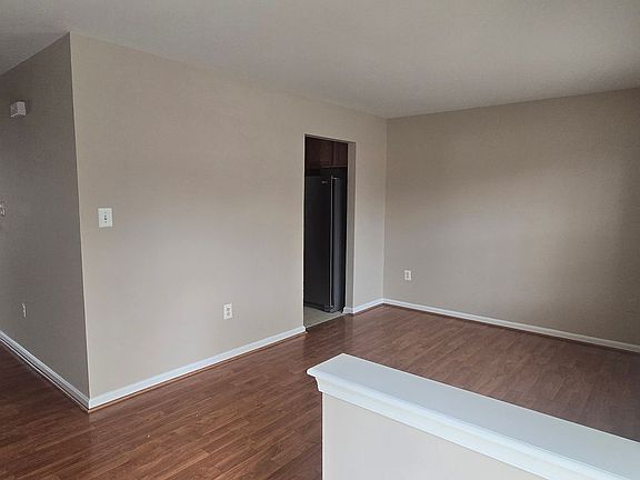4th image of 2165 Cottonwood Ln