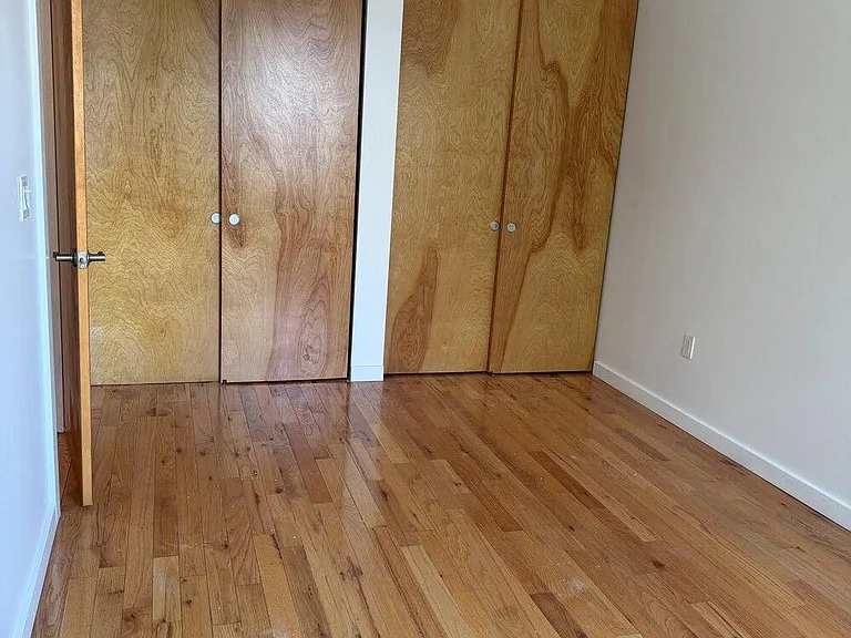 906 Gerard Ave #3B — Photo 5