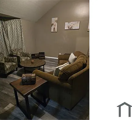 4853 Hidden Creek Pl