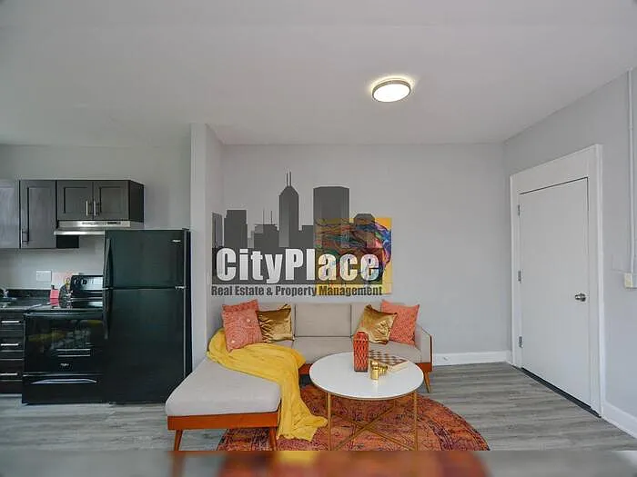 5345 E Washington St #32 — Photo 8