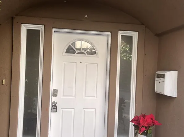 786 W A St, Hayward, CA 94541