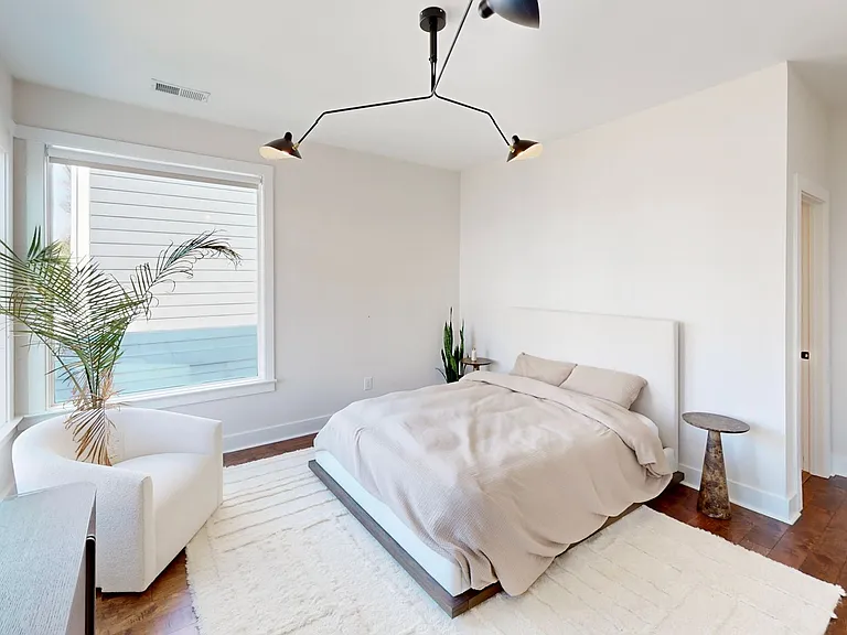 1220 Lomax Ave — Photo 35