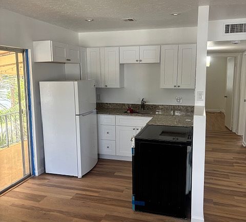 2nd image of 4700 N Flagler Dr