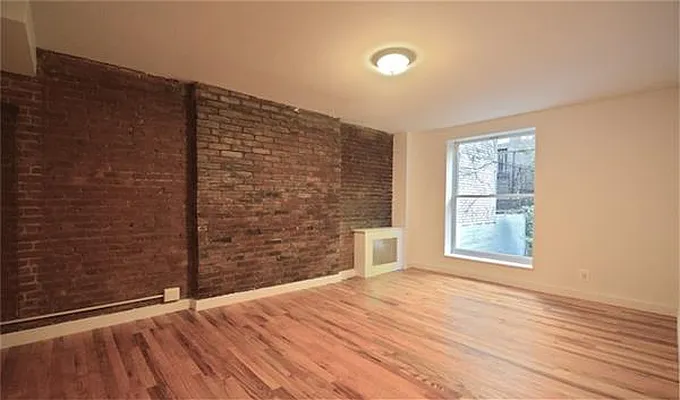 Rented by Maz Group NY | media 18