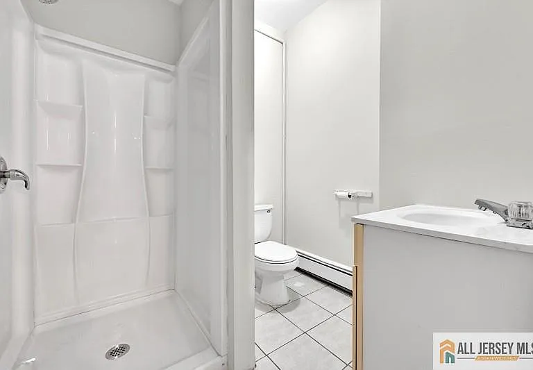 2 Columbus Pl #2 — Photo 6