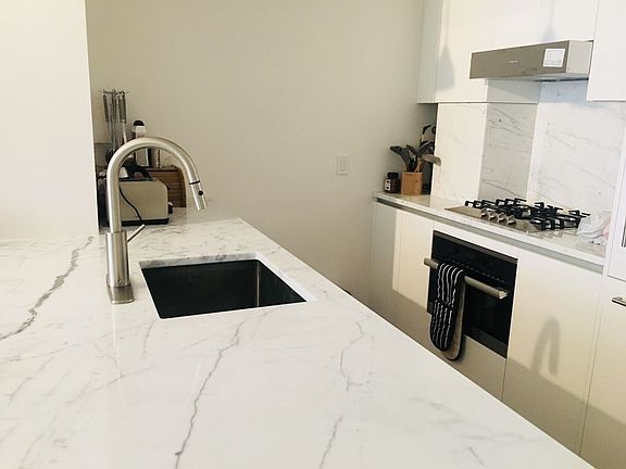 5th image of 351 W 54th St APT 6D
