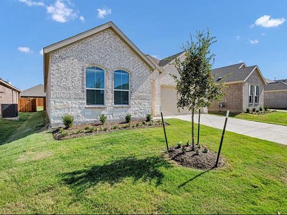 3rd image of 1328 Francesca Dr