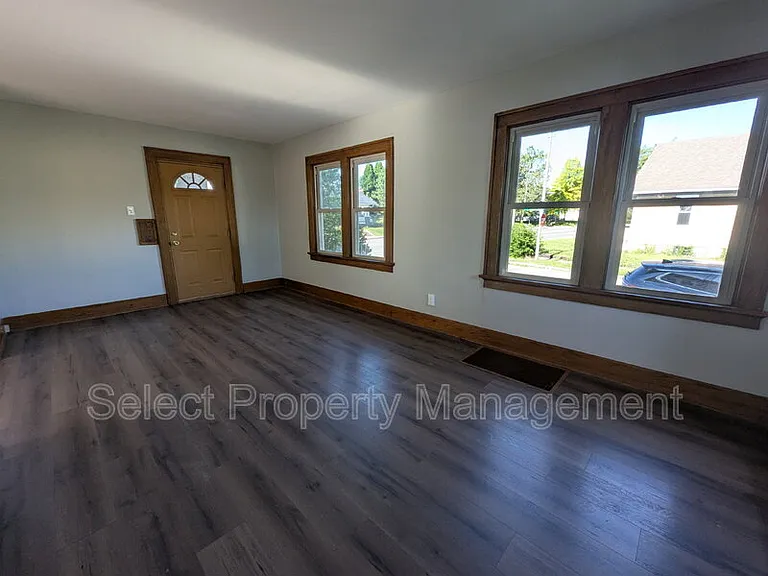 430 W State Blvd — Photo 5