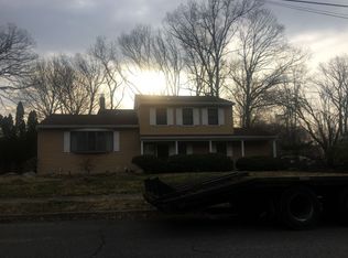 24 Drayton Pl, Wayne, NJ 07470