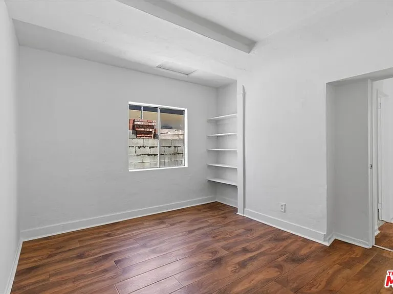 4133 Bemis St — Photo 15