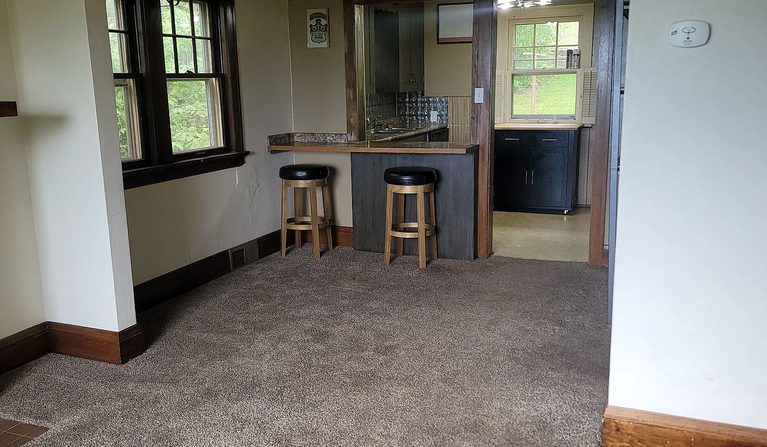 Duluth, MN - 4 bedroom - 2 bathroom — Photo 4