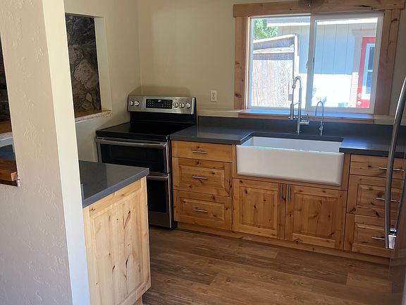5th image of 330 Braemoor Dr #A