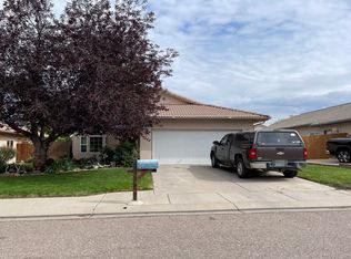 1022 Cherrycrest Dr, Pueblo, CO 81005
