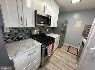 3 Silverwood Cir APT 11, Annapolis, MD 21403