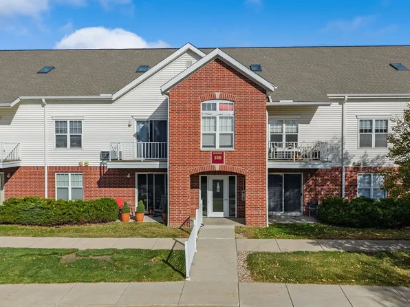 33B Grand Canyon Dr #207, Baraboo, WI 53913