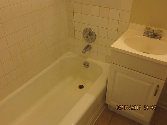 4th image of 1813 Jethro Ave APT 6