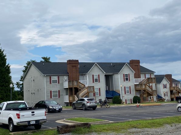 1400 Cedar Ridge Dr APT B